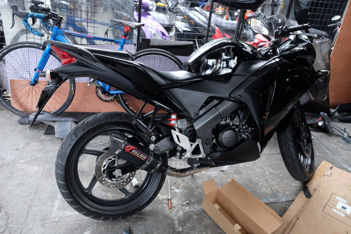 Honda cbr hotsell 150 v2