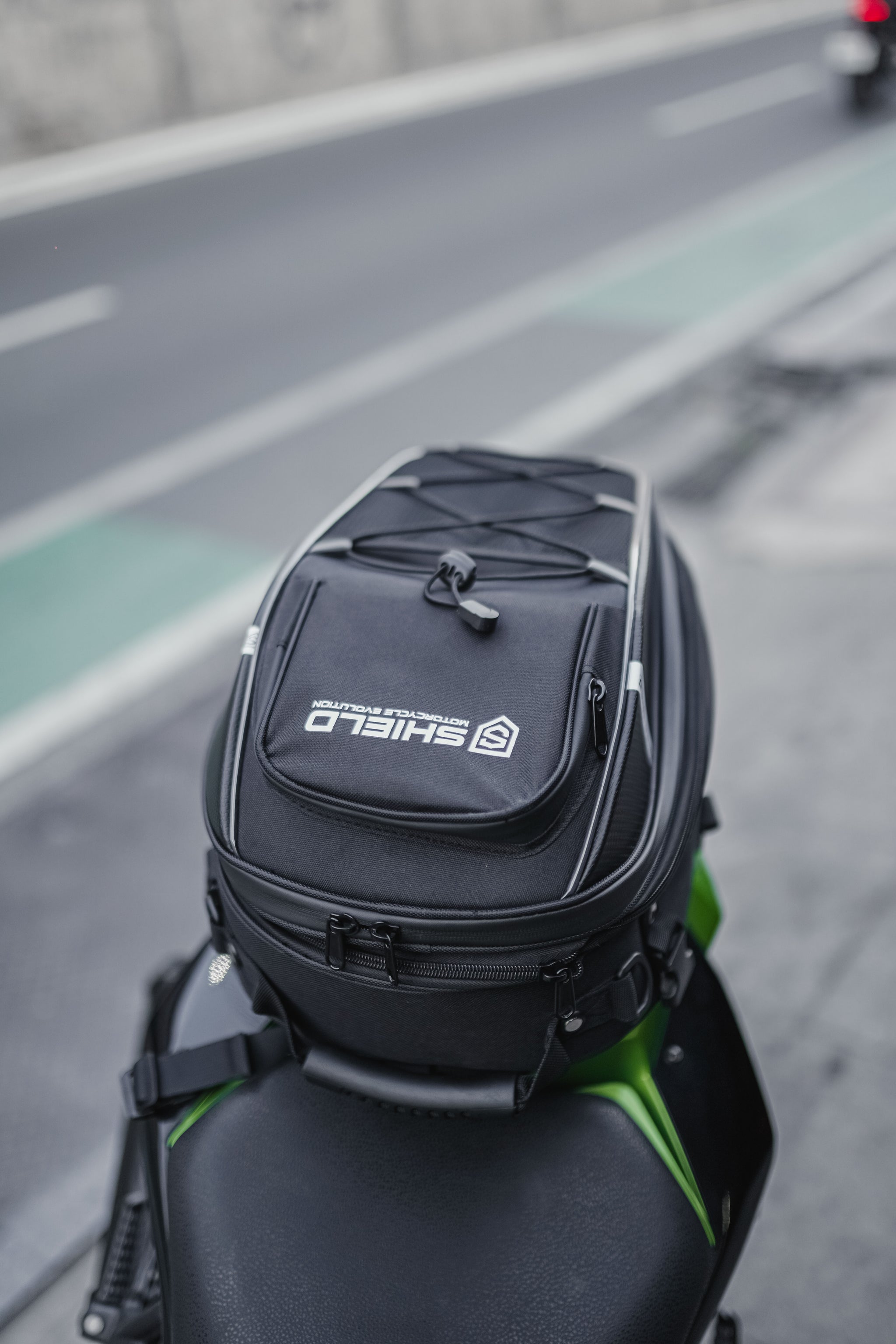 SHIELD TAIL BAG – Zero One Moto Shop
